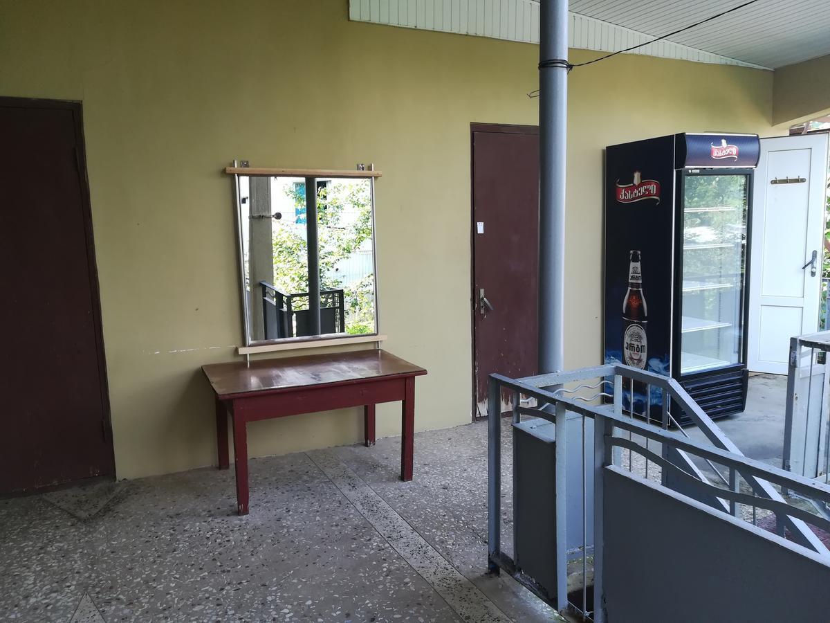 Guest House Of Givi Kobuleti Exterior photo